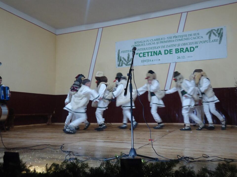 Festivalul de datini și obiceiuri populare ,,Cetina de brad” la Pîrteștii de Sus