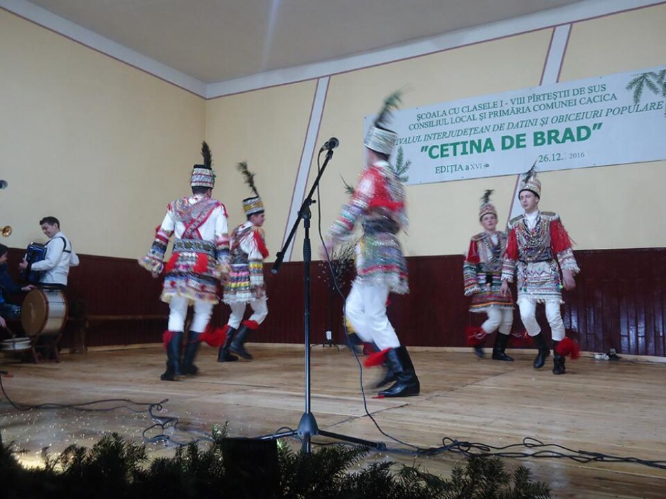 Festivalul de datini și obiceiuri populare ,,Cetina de brad” la Pîrteștii de Sus