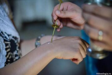 Întrebuințarea uleiului la Sfântul Maslu