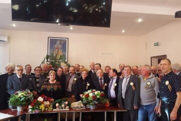 Revedere după 40 de ani