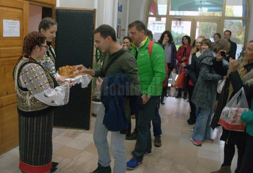 Tradiție și modernitate la Colegiul „Vasile Lovinescu” din Fălticeni