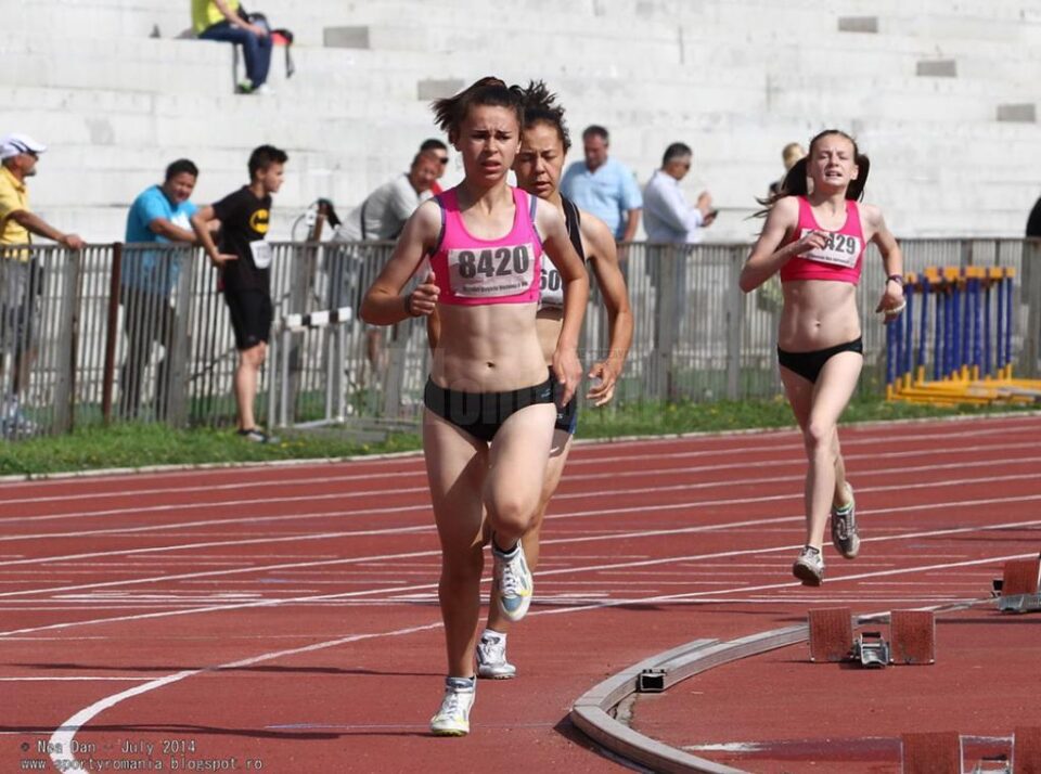 Atleta Angela Olenici a ocupat locul I în topul pe 2016 de la LPS Suceava Atleta Angela Olenici a ocupat locul I în topul pe 2016 de la LPS Suceava