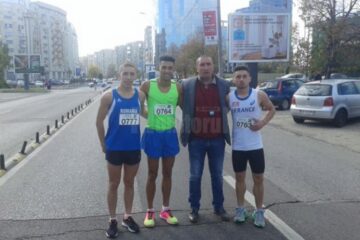 Antrenorul Cristian Prâsneac, alături de cei mai buni sportivi ai săi