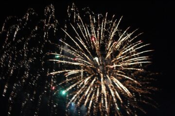 Spectaculos foc de artificii la trecerea in 2017