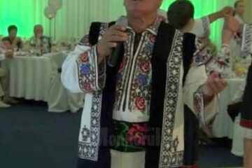Suceveanul Alexandru Dumbravă, o stea a muzicii populare, a murit la 76 de ani