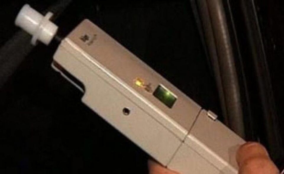 În urma verificării cu aparatul etilotest a rezultat că femeia care s-a aflat la volan avea o concentrație de 0,70 miligrame per litru alcool pur în aerul expirat