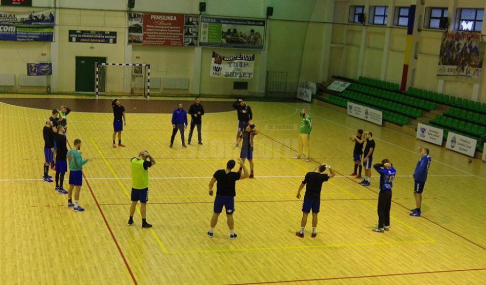 Universitarii vor reveni astăzi la antrenamente