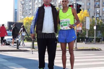 Atletul Andrei Dorin Rusu alături de antrenorul său, Cristian Prâsneac