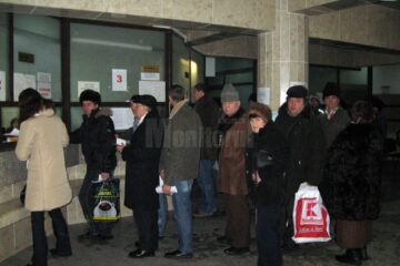 Plata taxelor și impozitelor locale la primăria reședință de județ este posibilă începând de astăzi