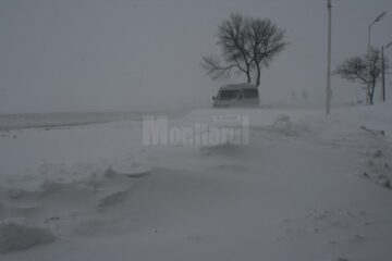 Drumul Cernăuți-Vama Siret a fost închis din cauza viscolului