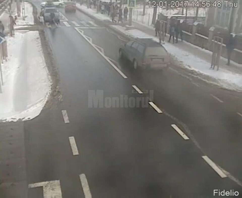 Tamponare în lanț, la o trecere de pietoni din Dumbrăveni