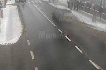 Tamponare în lanț produsă ieri la trecerea de pietoni din fața Liceului Tehnologic Dumbrăveni, pe DN 29 Suceava-Botoșani