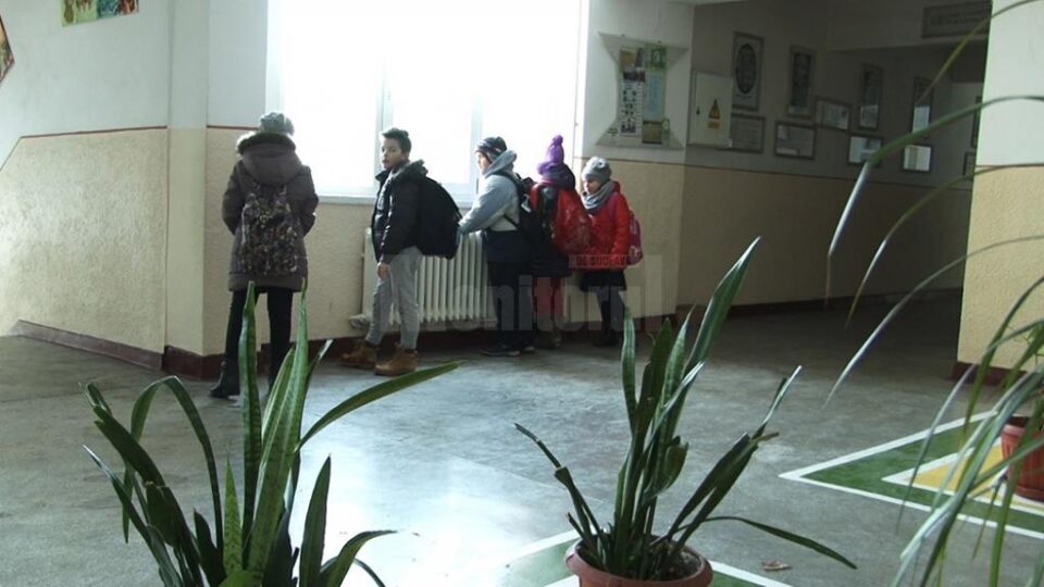 Pe holuri și la toalete, temperaturile au scăzut simțitor
