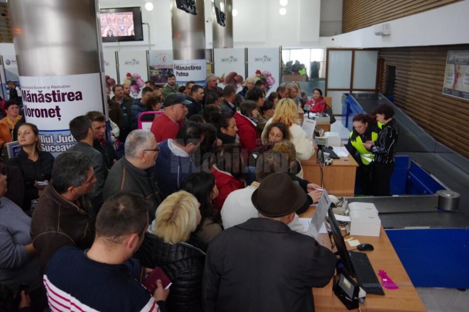 Cursa Suceava-Milano are întârziere aproape șase ore