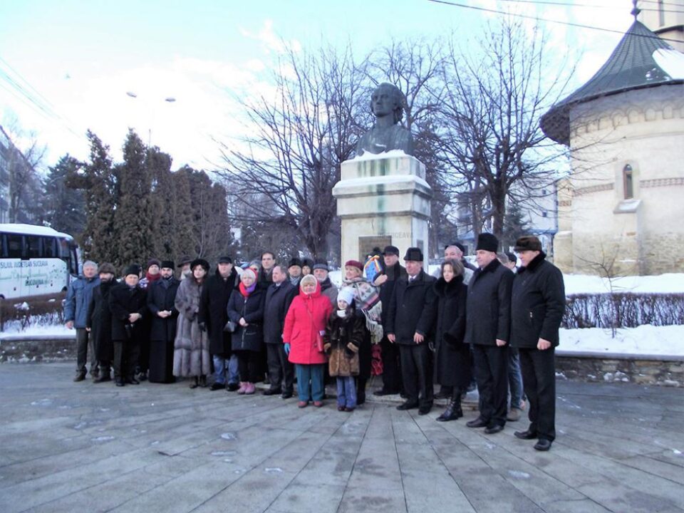 Bustul lui Mihai Eminescu din municipiul Suceava