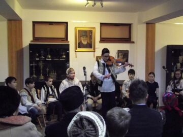 Omagiu Luceafărului poeziei românești, la Așezământul social-cultural al Parohiei ortodoxe „Sf. Înviere” Suceava