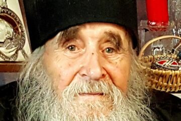 Pr. Daniil Horga împlinește venerabila vârstă de 88 de ani