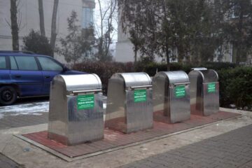 Containere îngropate. Foto: www.ludusonline.ro