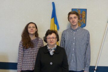 Prof. Anca Greculeac, Alexandra Manciu si Șerban Șlincu