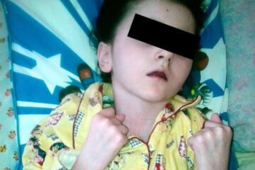 Adina Ortoanu, fetița care a rămas paralizată în urma accidentului de pe 15 ianuarie 2013 Adina Ortoanu, fetița care a rămas paralizată în urma accidentului de pe 15 ianuarie 2013