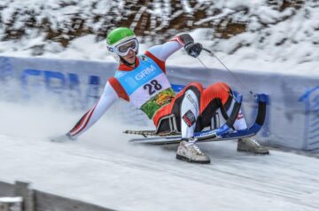 Pregătiri intense la Vatra Dornei pentru primul Campionat Mondial de seniori organizat în România la sporturile de iarnă