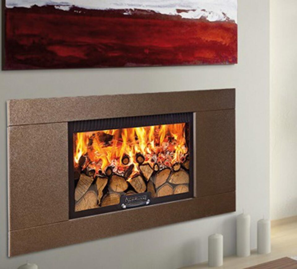 Termoșemineuri cu ardere inversă, pentru încălzirea întregii locuințe, la Erica Ceramica