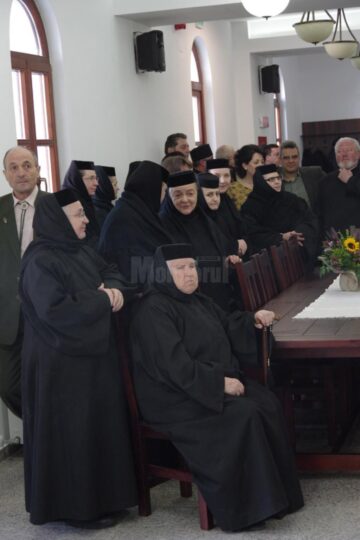 Maicile și călugării de la mănăstirile din Bucovina au participat la festivitate