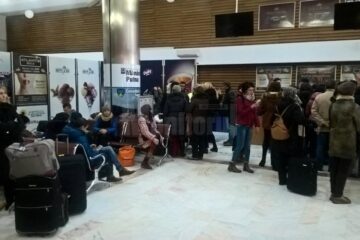 Peste 1.200 de pasageri din Ucraina au fost procesați pe Aeroportul Suceava
