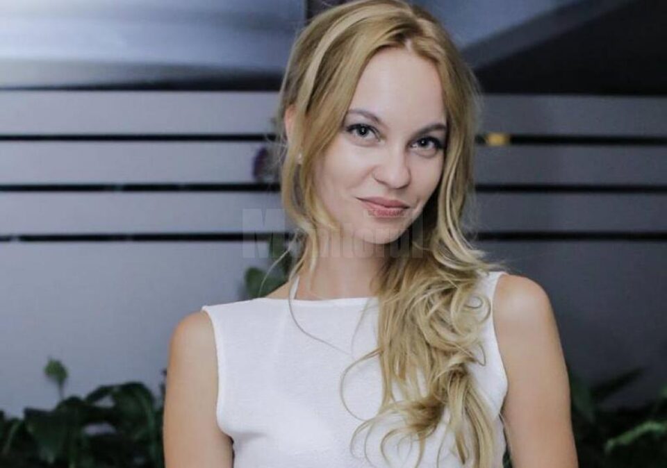 Roxana Dumitrache