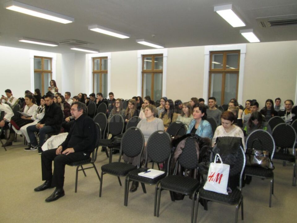 Acțiuni culturale ale elevilor de la Colegiul ”Spiru Haret”, sub genericul „Unirea din 1859, un pas spre desăvârșire”