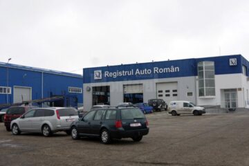Înghesuială la Registrul Auto Român