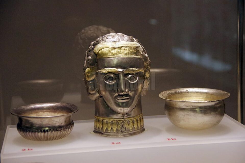 Expoziția „Aurul și argintul antic al României” poate fi vizitată până pe 16 februarie