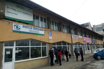 Clădirea în care au fost alocate spații pentru sediile de partide politice aparține Primăriei Suceava