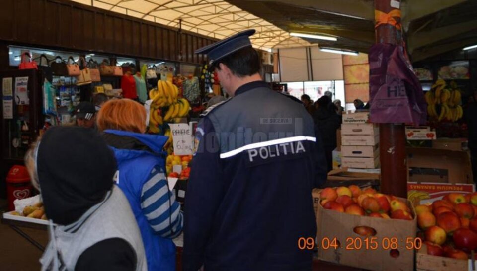 Controalele polițiștilor au fost efectuate la 53 de societăți comerciale în numai trei ore de acțiune Controalele polițiștilor au fost efectuate la 53 de societăți comerciale în numai trei ore de acțiune