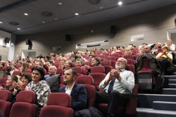 „6,9 pe scara Richter” - o comedie zguduitoare, care a rulat cu sala plină la Cinema Modern