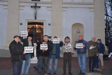 Mai puțin de 25 de persoane au protestat față de grațiere și amnistie