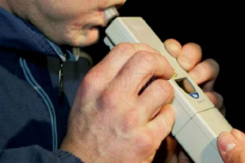 Prins cu alcoolemie uriașă la volanul unei mașini de gunoi