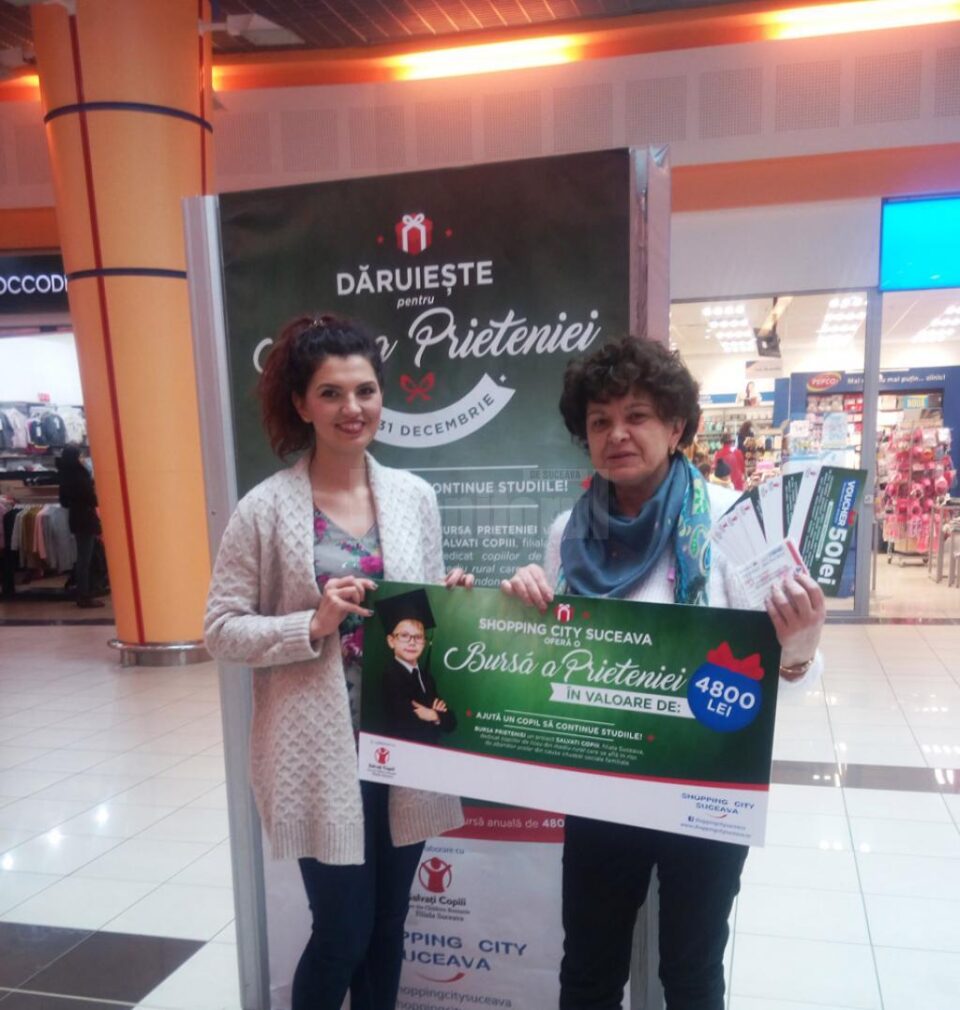 Bursă de peste 1.000 de euro pentru elevii de liceu, acordată de Shopping City Suceava