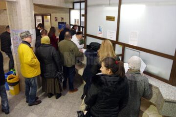 Agenții economici din Suceava, fruntași la plata taxelor și impozitelor locale