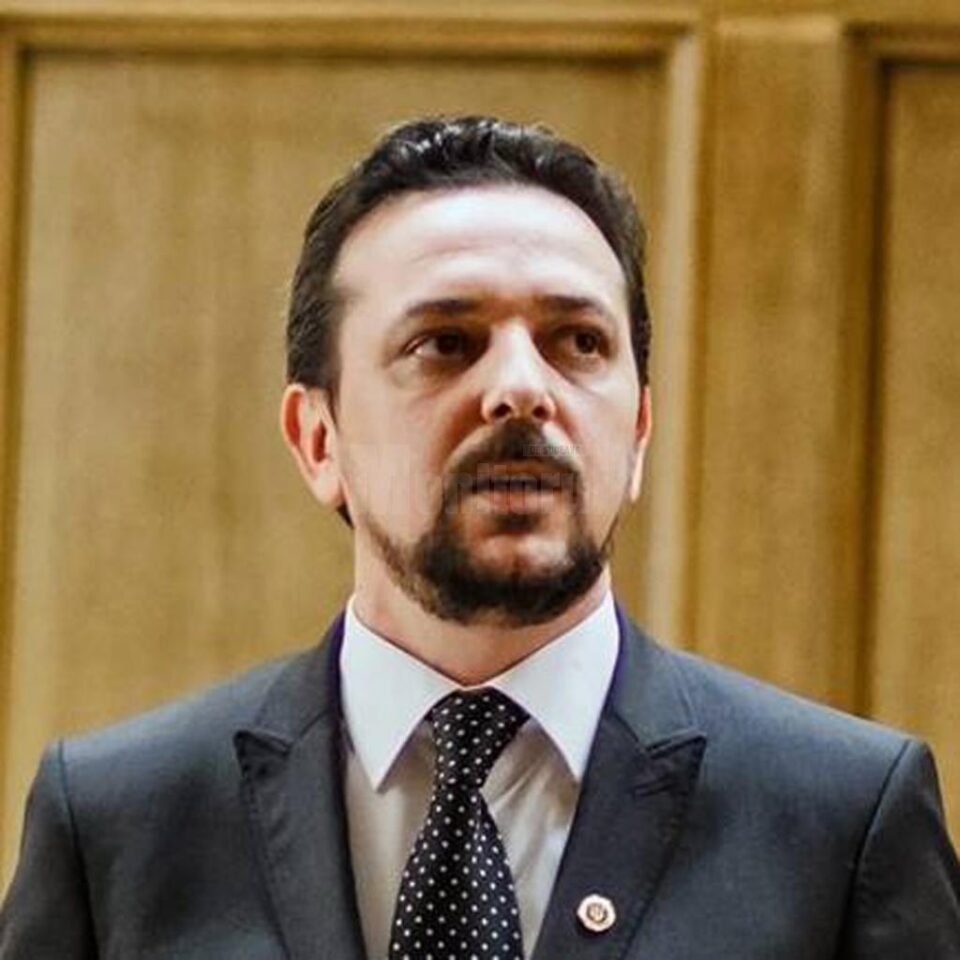 Florin-Daniel Șandru