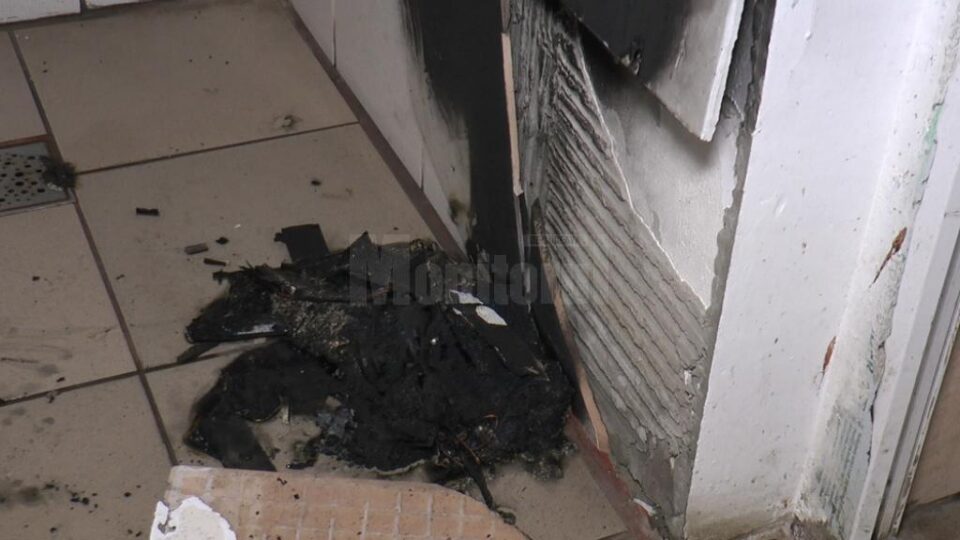 Incendiul a pornit de la un uscător de mâini, aflat în interiorul unui grup sanitar din școală Incendiul a pornit de la un uscător de mâini, aflat în interiorul unui grup sanitar din școală