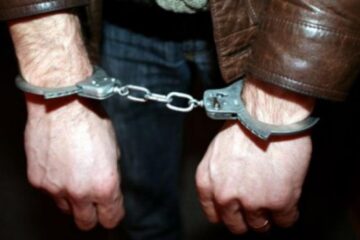 Tânărul a fost arestat pentru următoarele 30 de zile. Foto: Ziarul Clujean