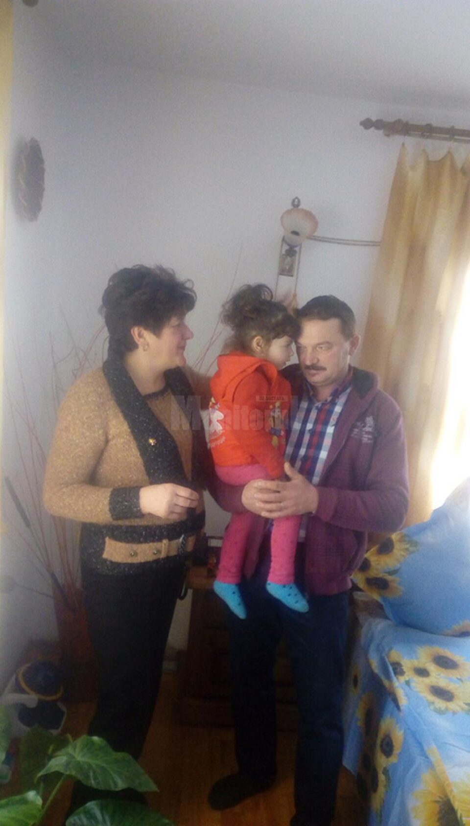 Corina și Toader Șincari au „salvat” o viață și au devenit părinții unei fetițe în vârstă de aproape trei ani