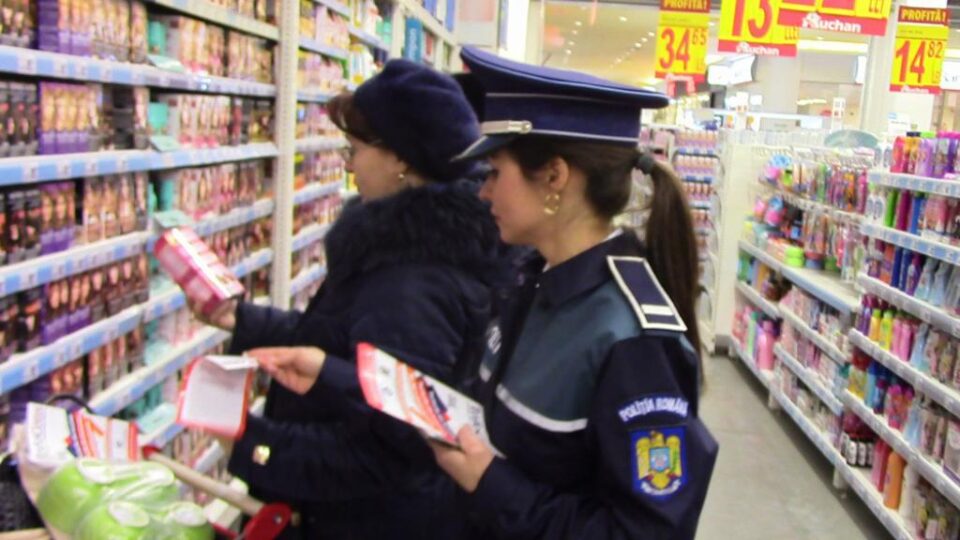 Sucevenii, sfătuiți să nu dea bani cerșetorilor
