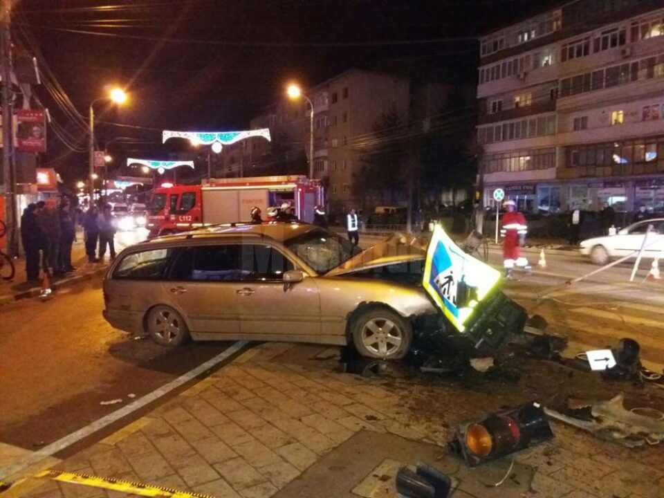 Accidentul din intersecția de la Nordic, de pe 27 decembrie 2016, când Bordeanu a distrus semaforul și a acroșat un pieton