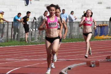 Angela Olenici a câștigat probele de 800 și 1.500 de metri la etapa a doua a naționalelor de juniori I