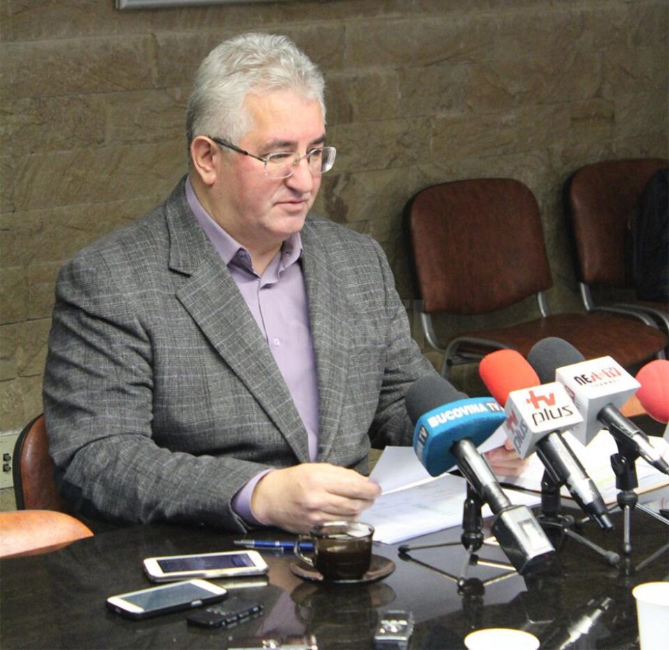 Ion Lungu: „Foarte multe investiții pe care le-am aprobat sunt făcute în vederea obținerii autorizărilor ISU" Ion Lungu: „Foarte multe investiții pe care le-am aprobat sunt făcute în vederea obținerii autorizărilor ISU"