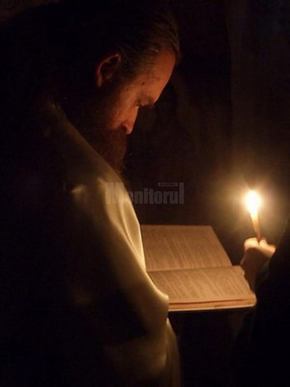 Maica Iuvenalia de la Durău: „Atunci când vine ispita, mai tare roagă-te!” Maica Iuvenalia de la Durău: „Atunci când vine ispita, mai tare roagă-te!”