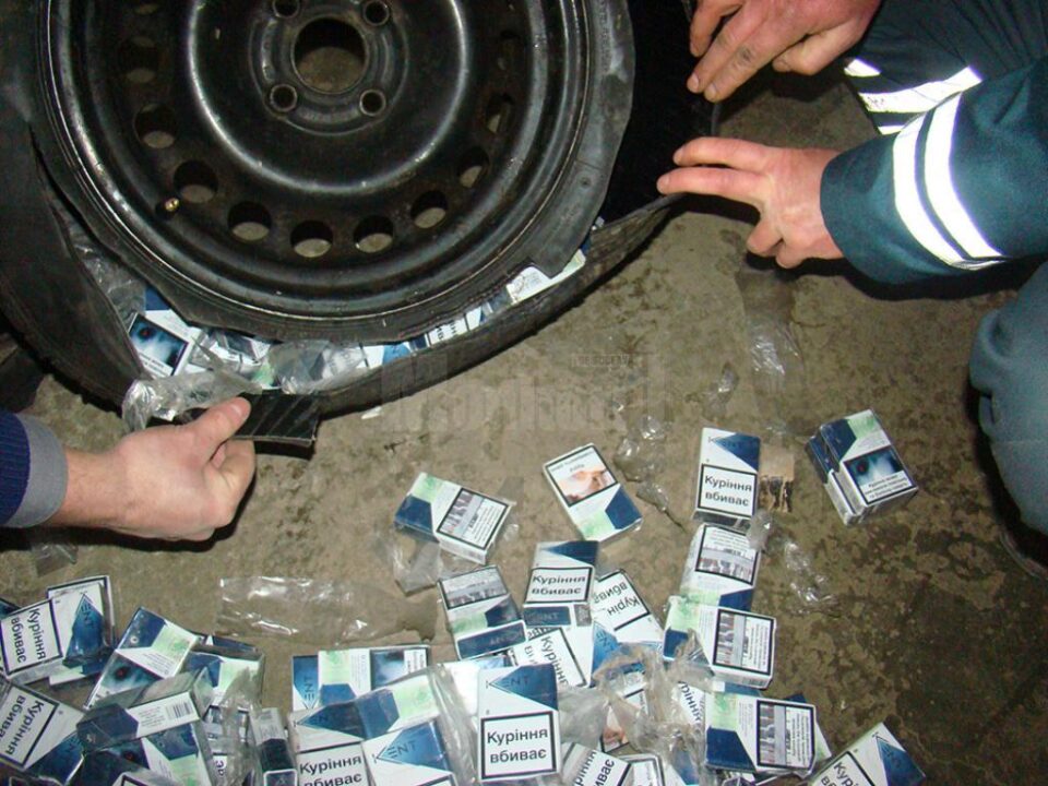 Țigările, în valoare de 60.390 de lei, au fost ridicate în vederea confiscării