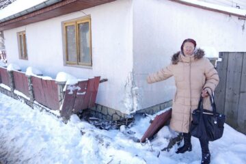 Femeia speră ca cel care i-a provocat paguba să fie de bună-credință și să-i acopere paguba fără a ajunge în instanța